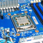 Gigabyte R113 C10 Raw Photos CPU 8