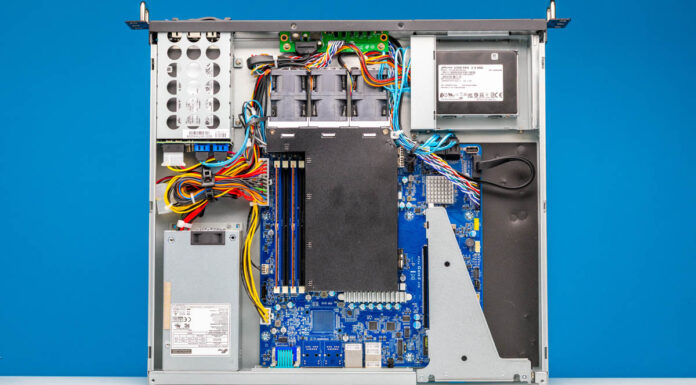 Gigabyte R113-C10 Review a 1U AMD EPYC 4000 Series Server Gigabyte R113 C10 Top Down