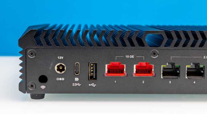 Qotom 10Gbase-T Mini PC with Intel N355 Review Qotom Q11032H6 Mini PC Series Rear Ports 1