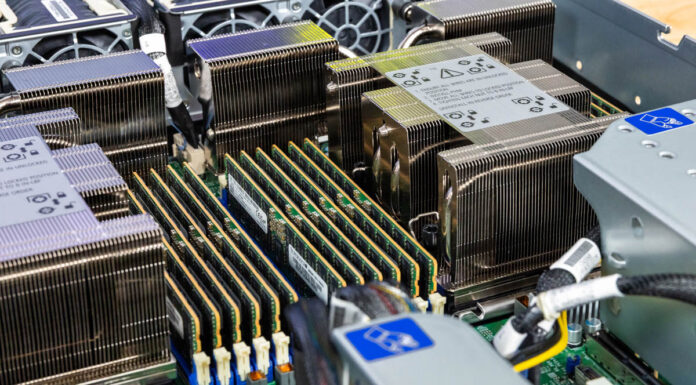 Supermicro Hyper SuperServer SYS-222HA-TN Review SuperMicro Hyper SuperServer SYS 222HA TN DIMM 7