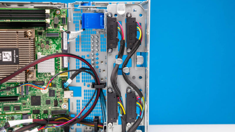 HPE ProLiant MicroServer Gen11 Backplane 1