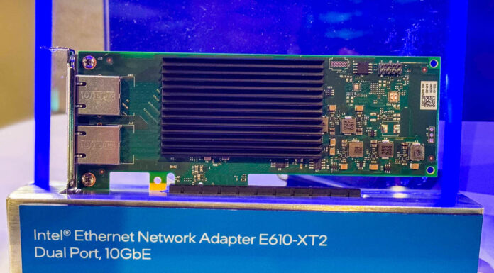 New Intel E610 NICs Shown for Low Power 10Gbase-T and 2.5GbE Intel E610 XT2 At HPE Discover 2025 1