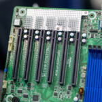 ASRock Rack AMPONED8 2T BCM FMS 2025 PCIe Slots