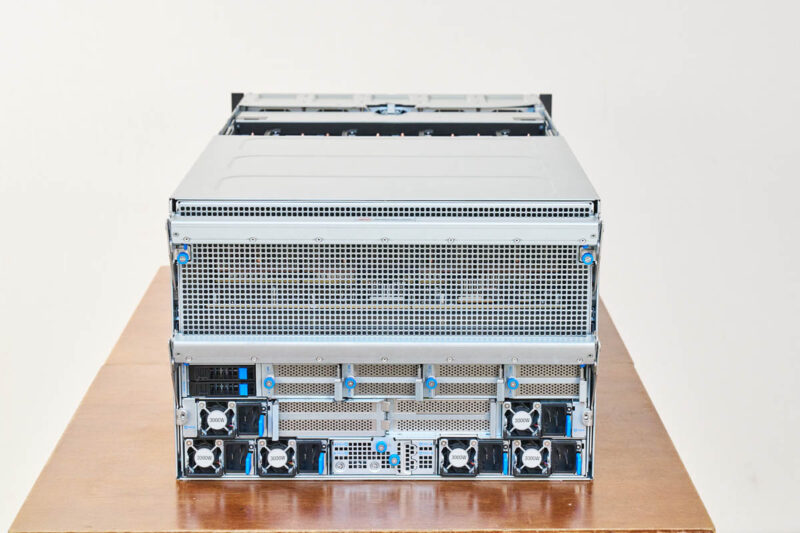 ASUS ESC A8A E12U Chassis Rear