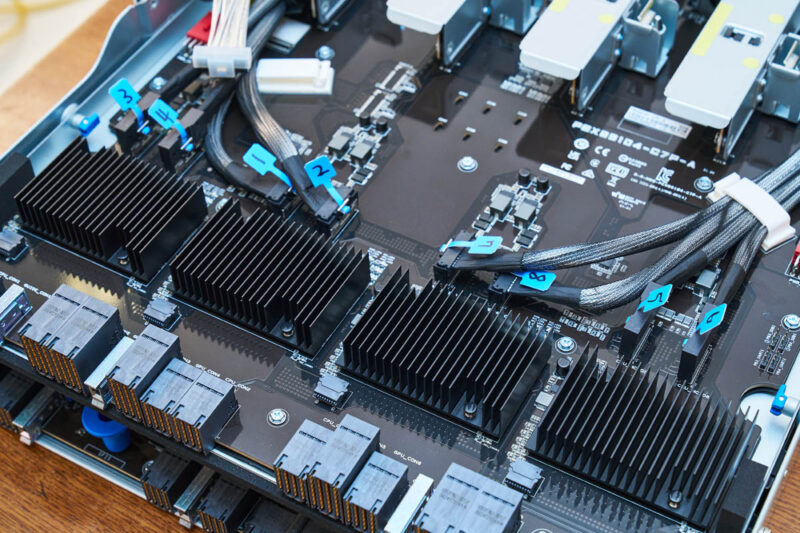 ASUS ESC A8A E12U PCIe Switches