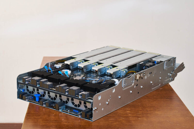 ASUS ESC A8A E12U PCIe Tray Angle