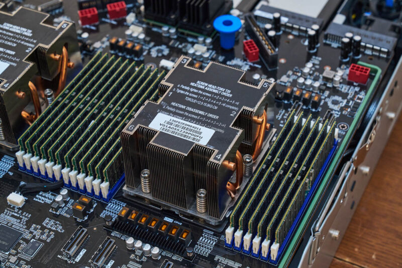 ASUS ESC A8A E12U PCIe Tray Overview With Motherboard On Top AMD EPYC And Memory Populated