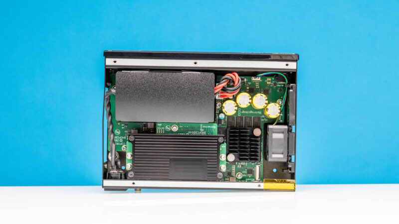 Blackmagic Cloud Store Mini Inside 1