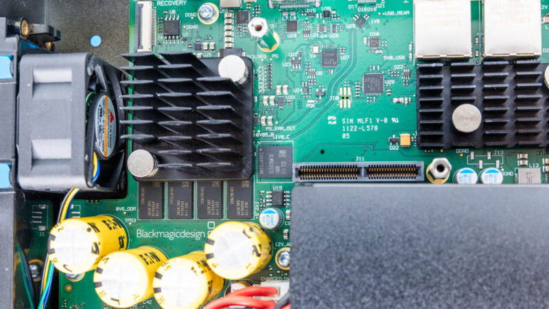 Blackmagic Cloud Store Mini Inside 10