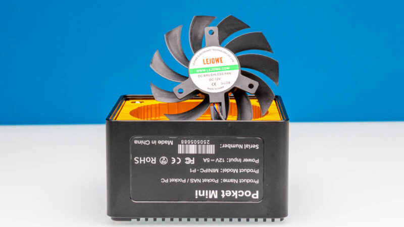 CWWK Pocket Nas Pocket PC Black Interior Fan 1