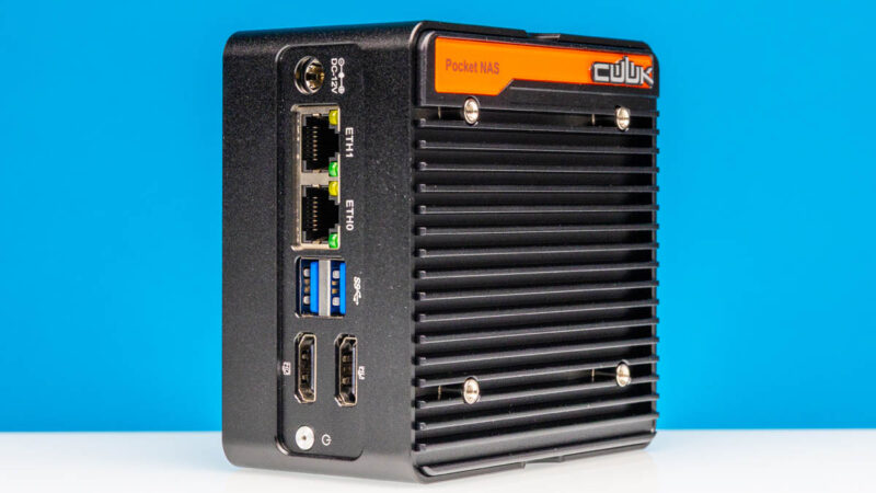 CWWK Pocket Nas Pocket PC Black Top Angled 2