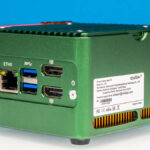 CWWK Pocket Nas Pocket PC Green Front Angled 1