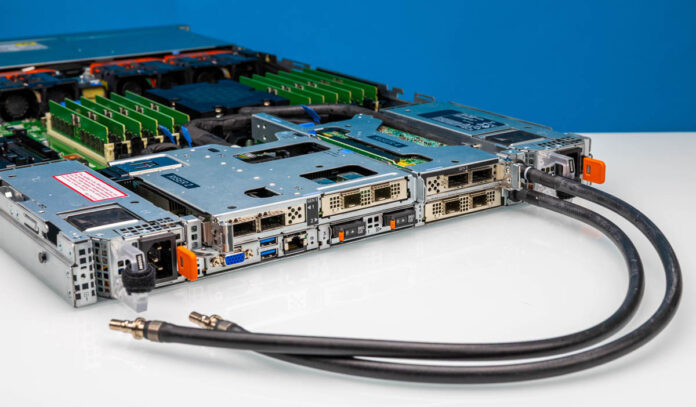 Dell PowerEdge R6715 Liquid Cooled Rear 1