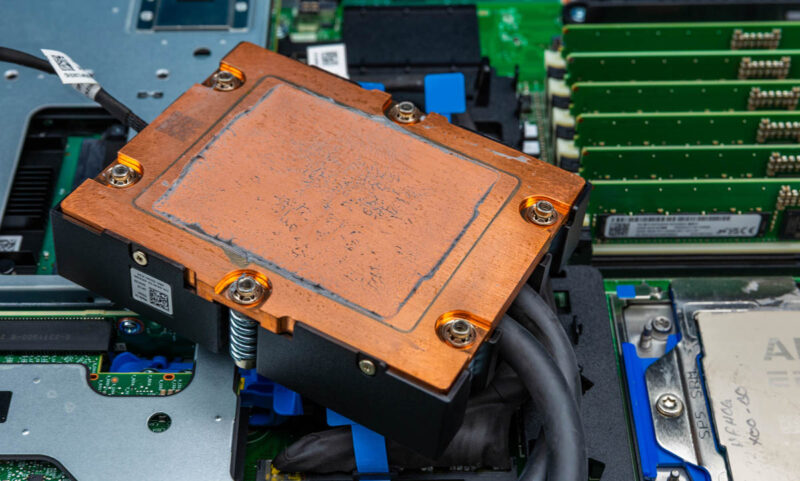 Dell PowerEdge R6715 Liquid Cooling Block Bottom 1