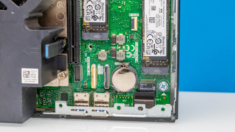 Dell Precision 3240 Inside 2