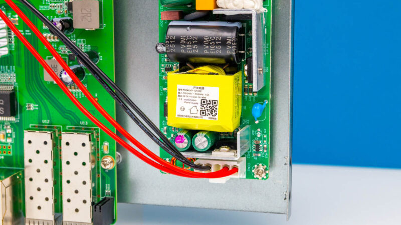 GiGaPlus GP S25 1602 16 Port 2.5G Ethernet Switch With 2x10G SFP+ Power Supply 2