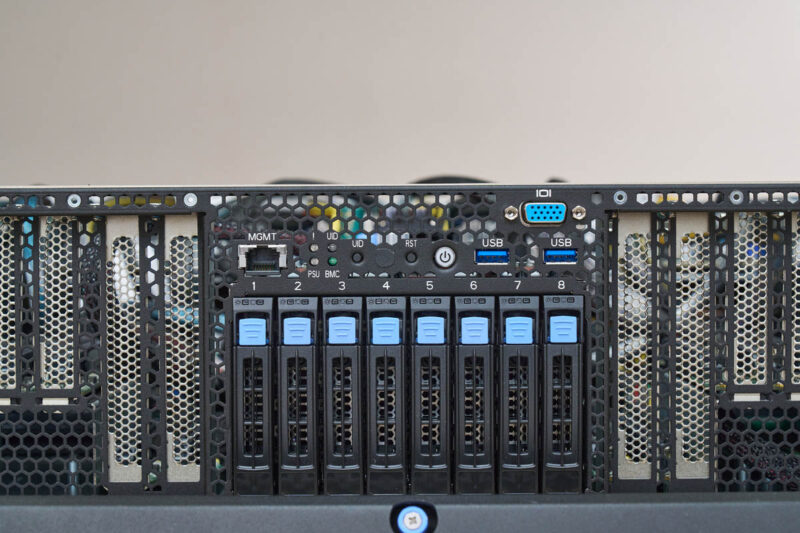 MiTAC G8825Z5 AMD EPYC CPU Tray Front Storage