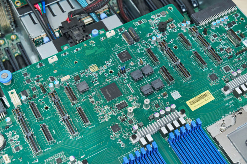 MiTAC G8825Z5 AMD EPYC CPU Tray Motherboard MCIO