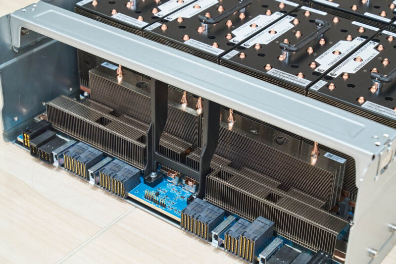 MiTAC G8825Z5 AMD Instinct MI325X GPUs UBB Retimer Heatsinks