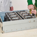 MiTAC G8825Z5 Installing AMD Instinct MI325X UBB 2