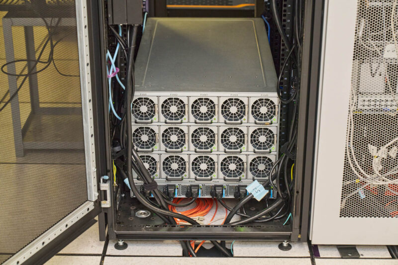 MiTAC G8825Z5 Running In Rack Rear