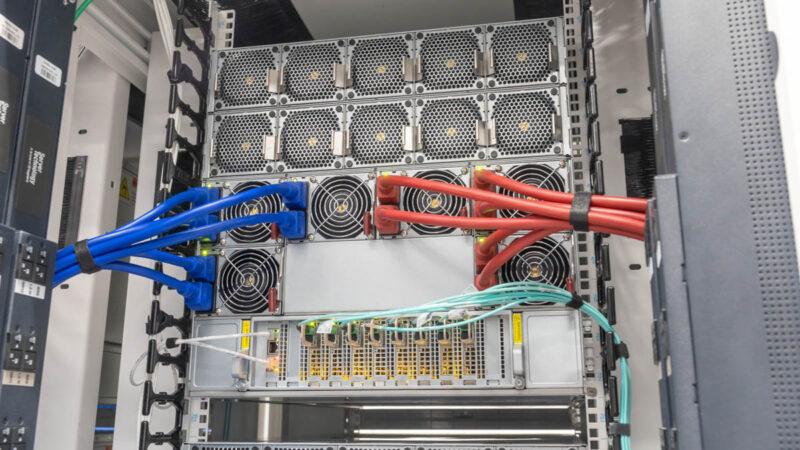 Supermicro Lambda Cologix Supermicro Nvidia HGX B200 8GPU Rear 6