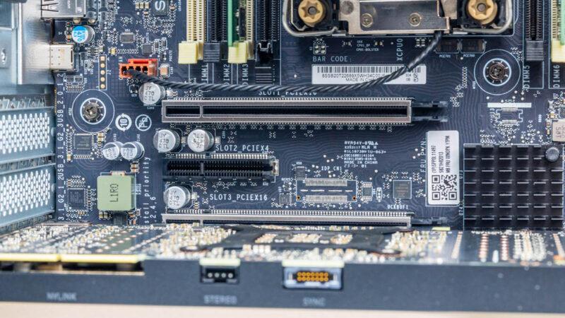 Lenovo ThinkStation P5 Workstation Internal PCIe