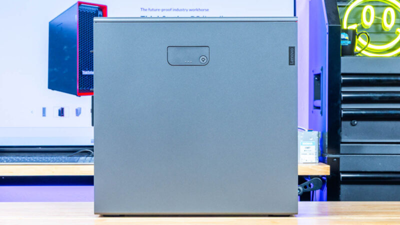 Lenovo ThinkStation P5 Workstation Side