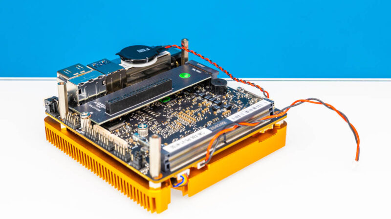 CWWK Pocket Nas Pocket PC Black Inside 9