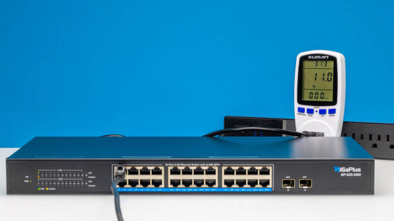 GiGaPlus GP S252402 24 Port 2.5G Ethernet Switch With 2x 10G SFP+ 2.5G Power Consumption 1