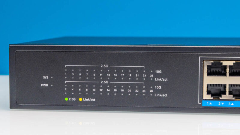 GiGaPlus GP S252402 24 Port 2.5G Ethernet Switch With 2x 10G SFP+ Indicators 1