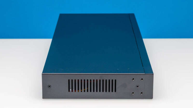 GiGaPlus GP S252402 24 Port 2.5G Ethernet Switch With 2x 10G SFP+ Side 2