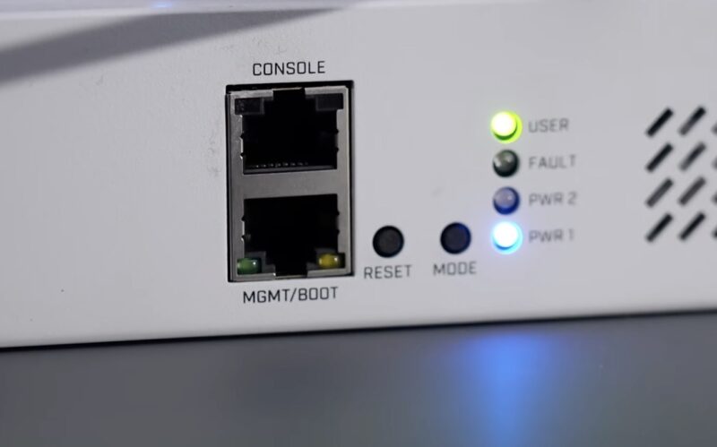 MikroTik CRS418 8P 8G 2S+RM Console And Management