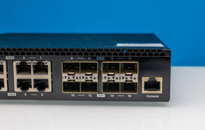 QNAP QSW M3216R 8S8T Front SFP