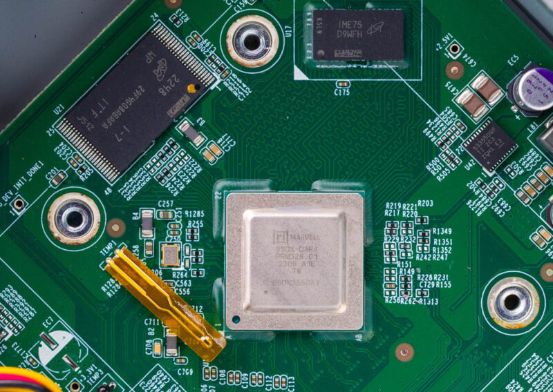 QNAP QSW M3216R 8S8T Marvell Prestera 98DX3550A1