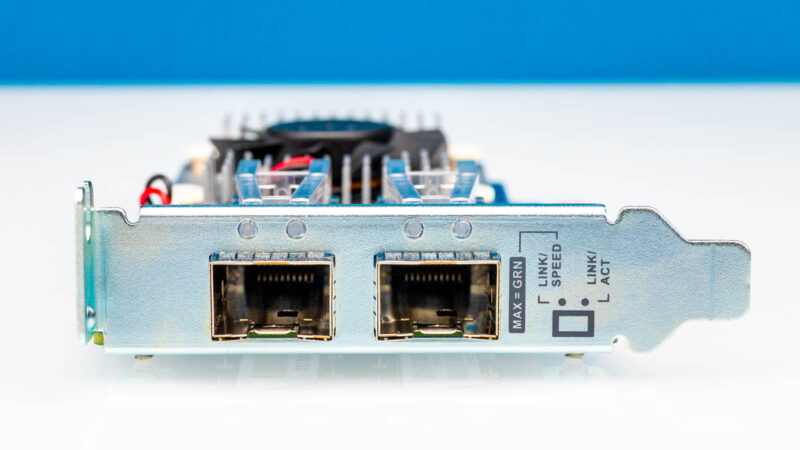 QNAP QXG 25G2SF CX6 Front 2