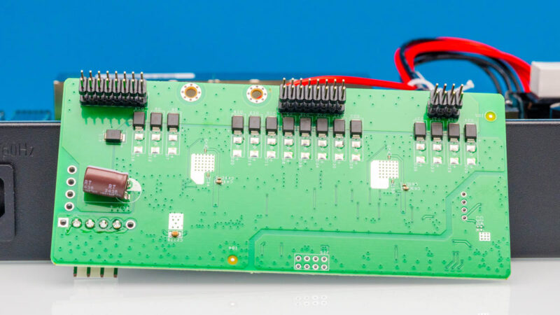 Vimin VM S251602P 16 Port 2.5G PoE Switch With 2x 10G SFP+ Bottom Switchboard 3