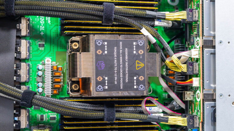 ASRock Rack 8U8X GNR2 SYN B200 CPU 2