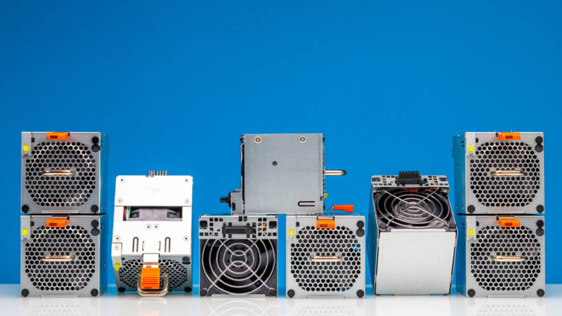 ASRock Rack 8U8X GNR2 SYN B200 Fans 1