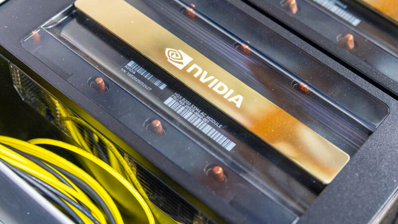 ASRock Rack 8U8X GNR2 SYN B200 GPU 5