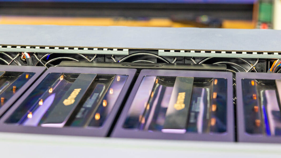 ASRock Rack 8U8X-GNR2 SYN B200 Review NVIDIA HGX B200 8-GPU Server ...