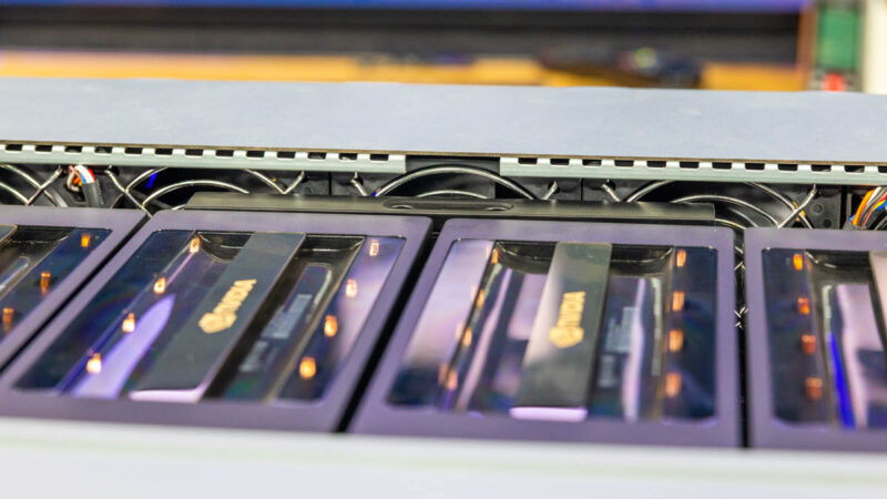 ASRock Rack 8U8X GNR2 SYN B200 Inside Fan Partition 3