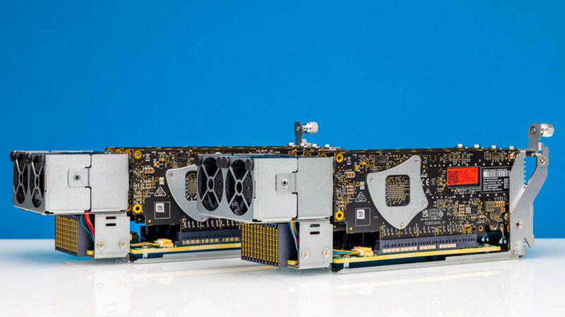 ASRock Rack 8U8X GNR2 SYN B200 NVMe Bay 7