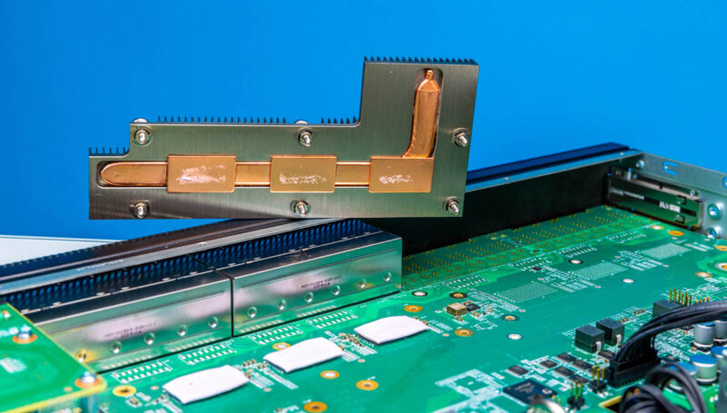 Dell N2224X ON 2.5GbE PHY Heatsink 1