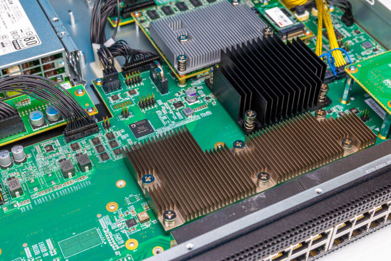 Dell N2224X ON Heatsinks 1