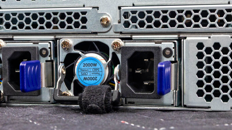 Gigabyte B343 C40 AAJ1 2000W 80 PLUS Titanium Redundant Power Supplies 4