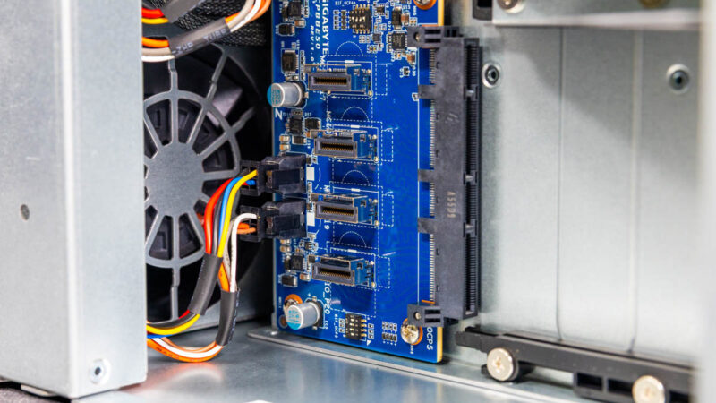 Gigabyte B343 C40 AAJ1 Inside 13