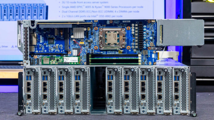 Gigabyte B343 C40 AAJ1 Node 2 Gigabyte B343 C40 AAJ1 Node 2