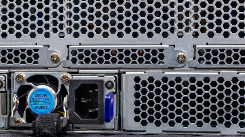 Gigabyte B343 C40 AAJ1 OCP NIC 3.0 Slot 1