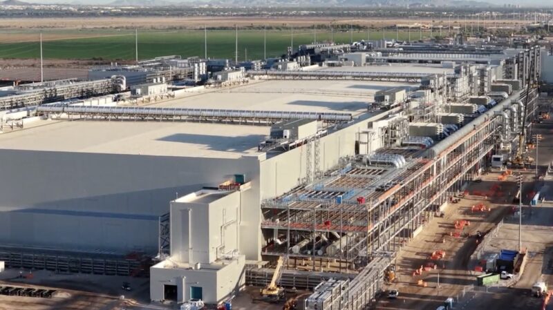 ITT 2025 Outside Intel Chandler AZ Fab 2 Large